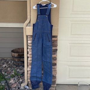 Ski Levi’s women’s overall jumpsuit